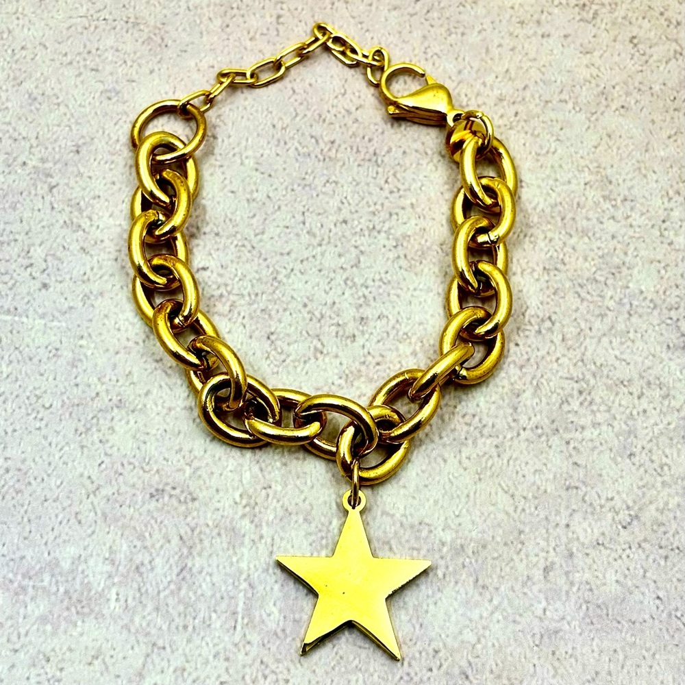 CHRISTINA GREENE Gold Plated Star Bracelet